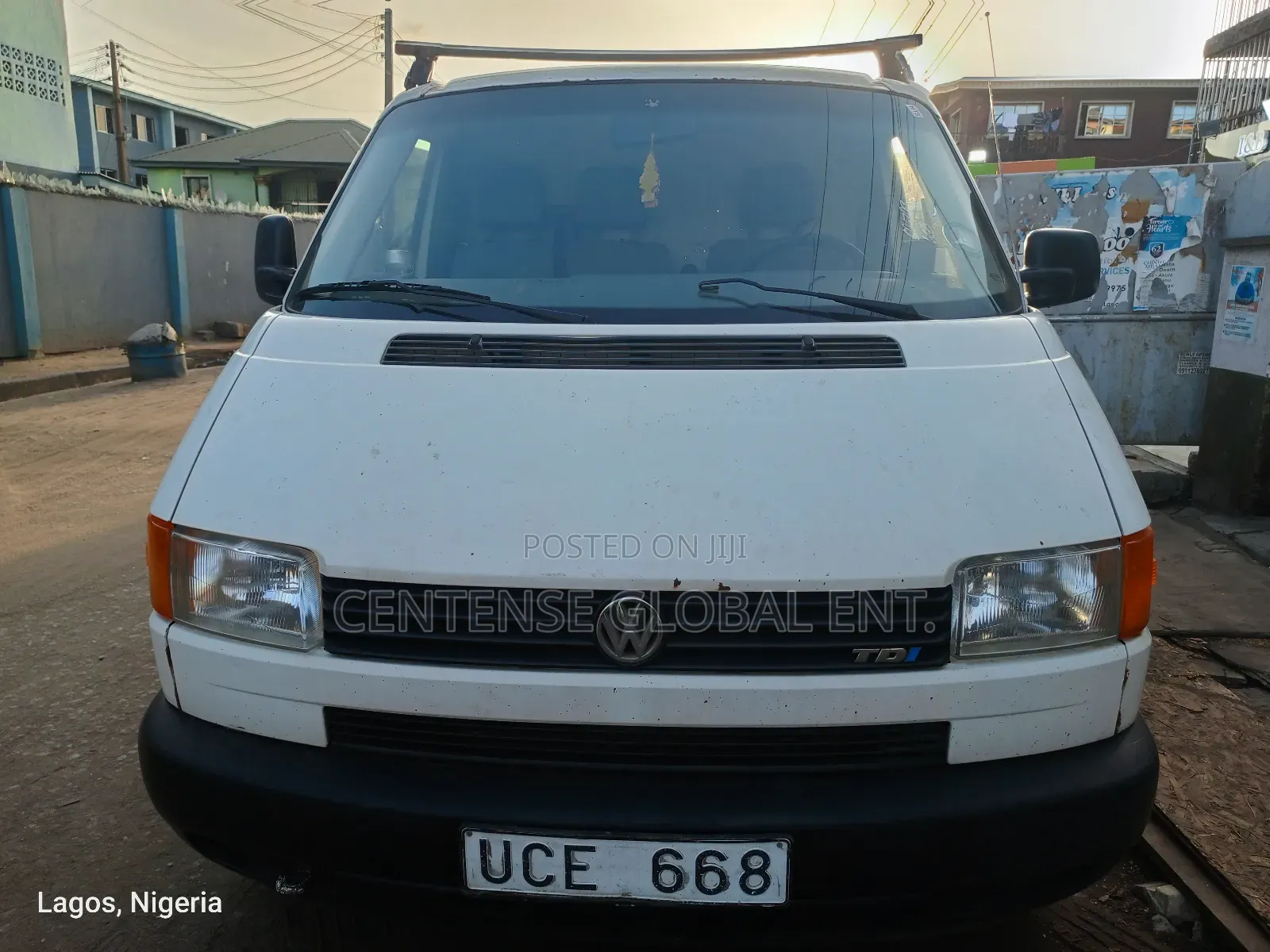 Volkswagen Transporter 2001 White