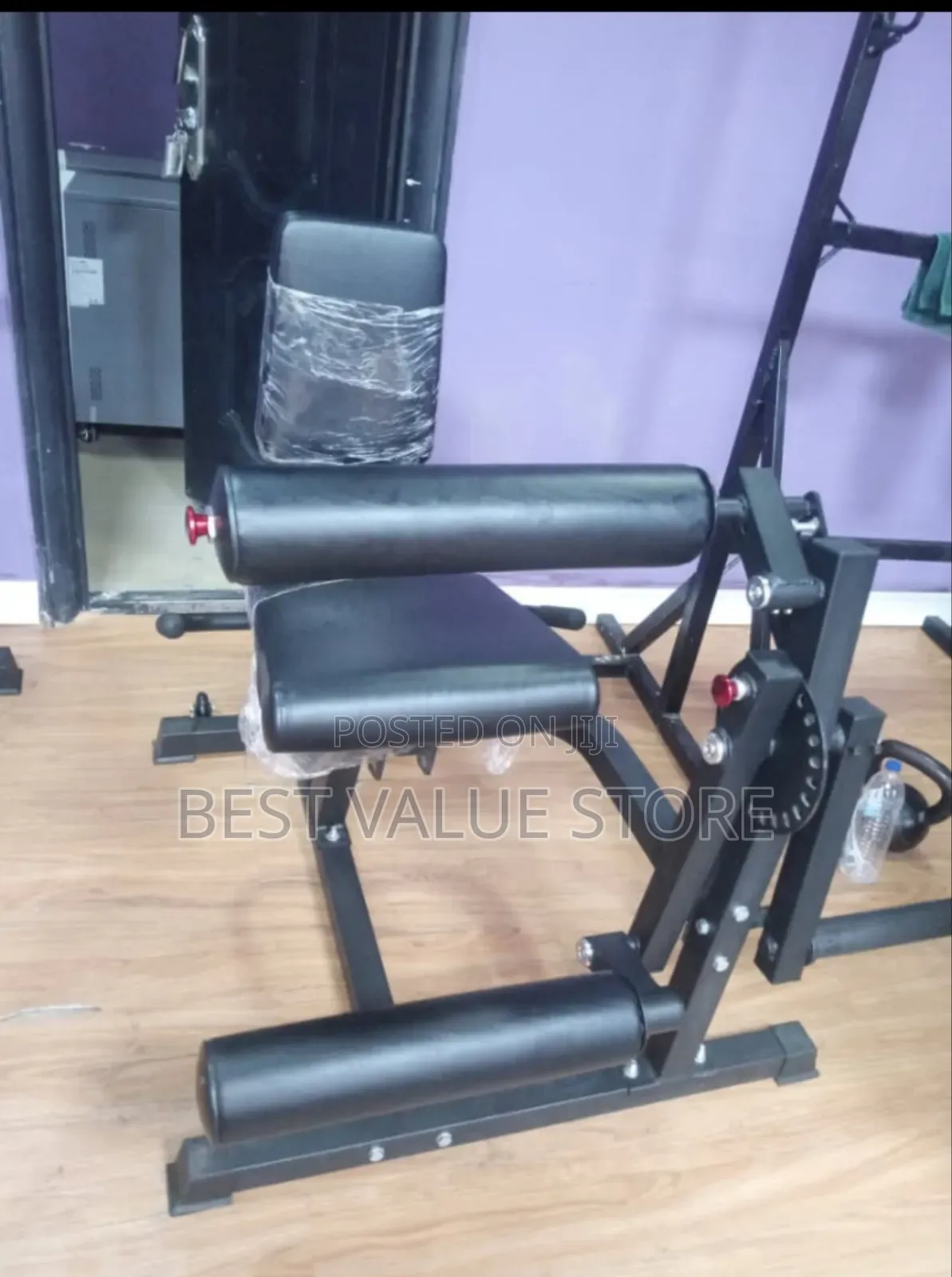 Leg Extension Machine for Strong Lap