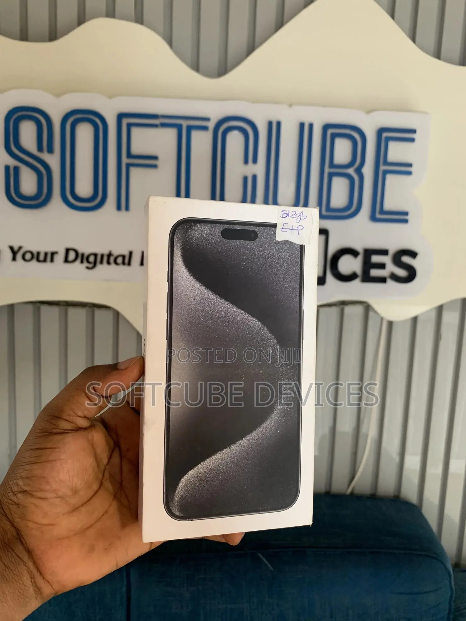 New Apple iPhone 15 Pro Max 512 GB Gray