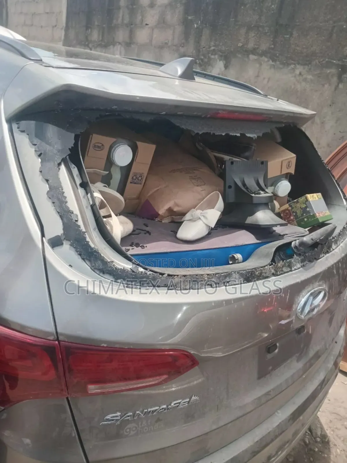 Hyundai Santafe 2014 Sport Back Glass Available