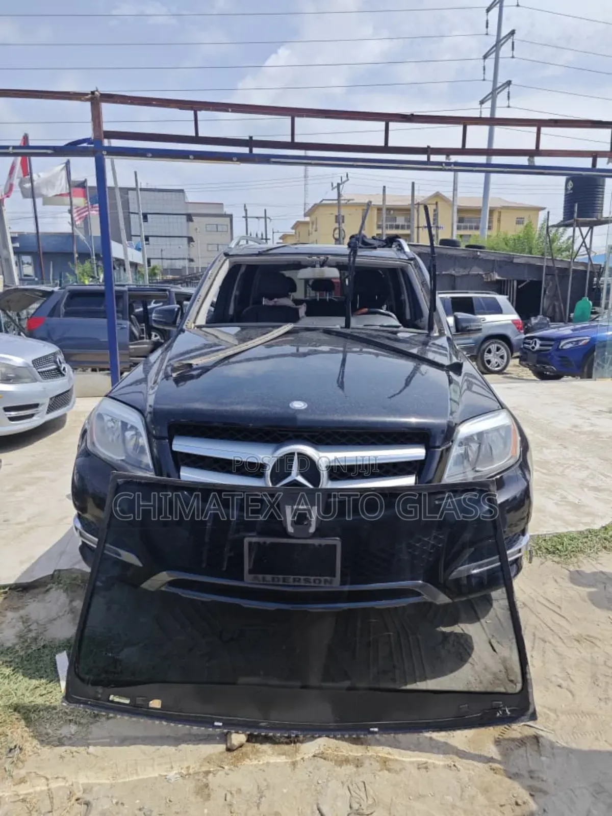 Glk350 2012 Windscreen Glass Available Installed