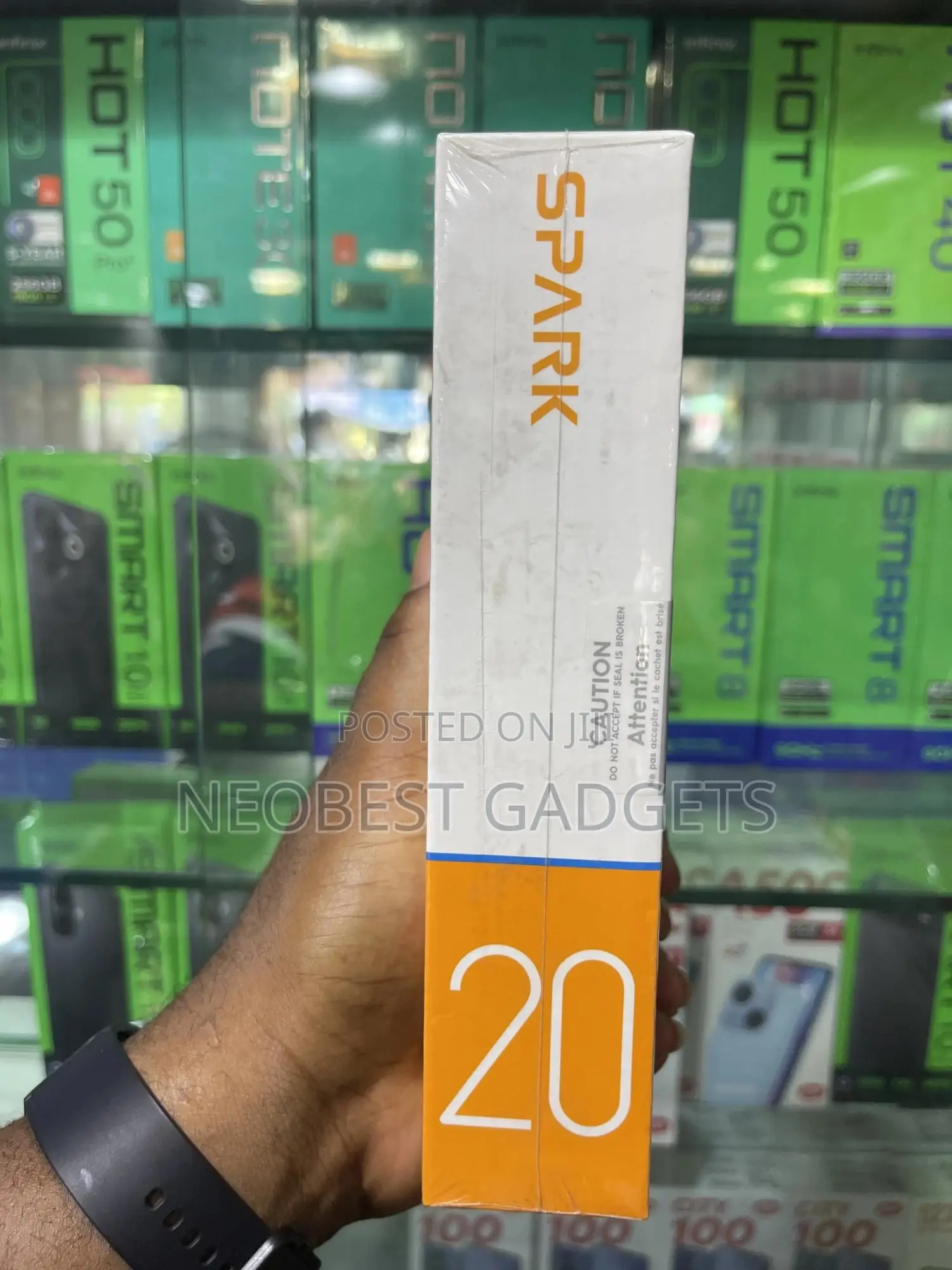New Tecno Spark 20 256 GB