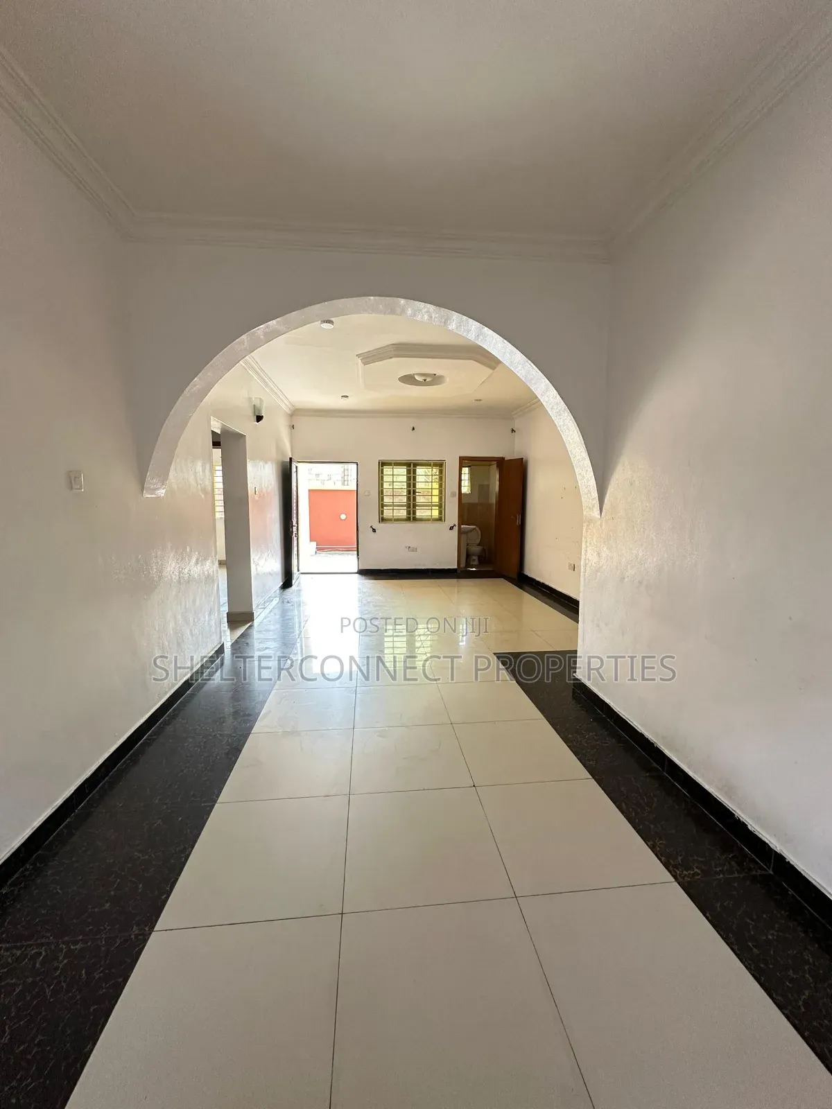 2bdrm Apartment in Lekki Expressway for rent