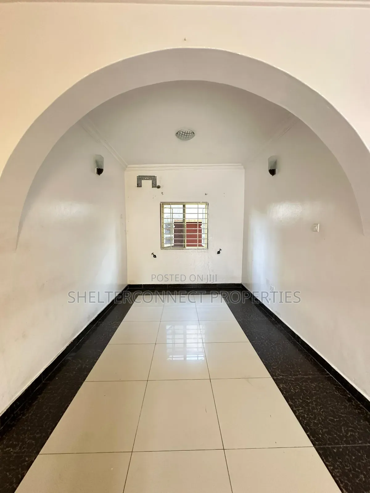 2bdrm Apartment in Lekki Expressway for rent