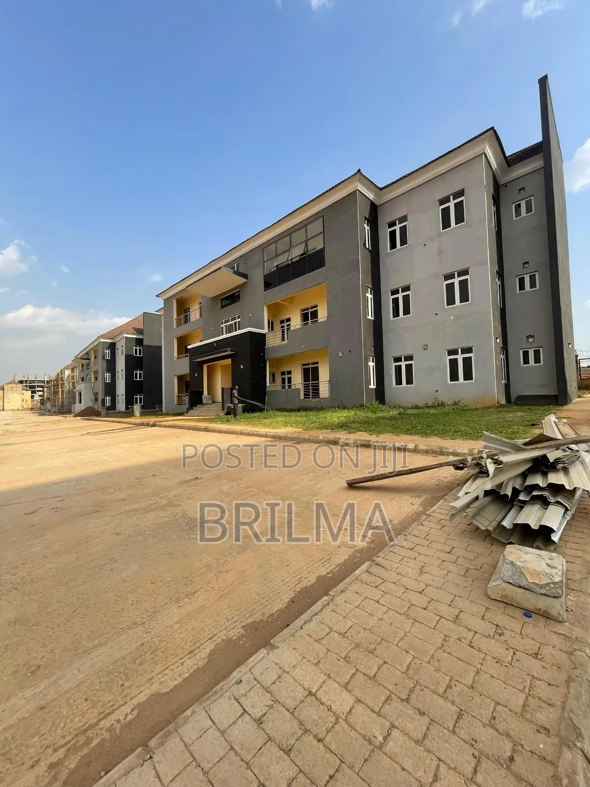 3bdrm Block of Flats in Katampe (Main) for sale
