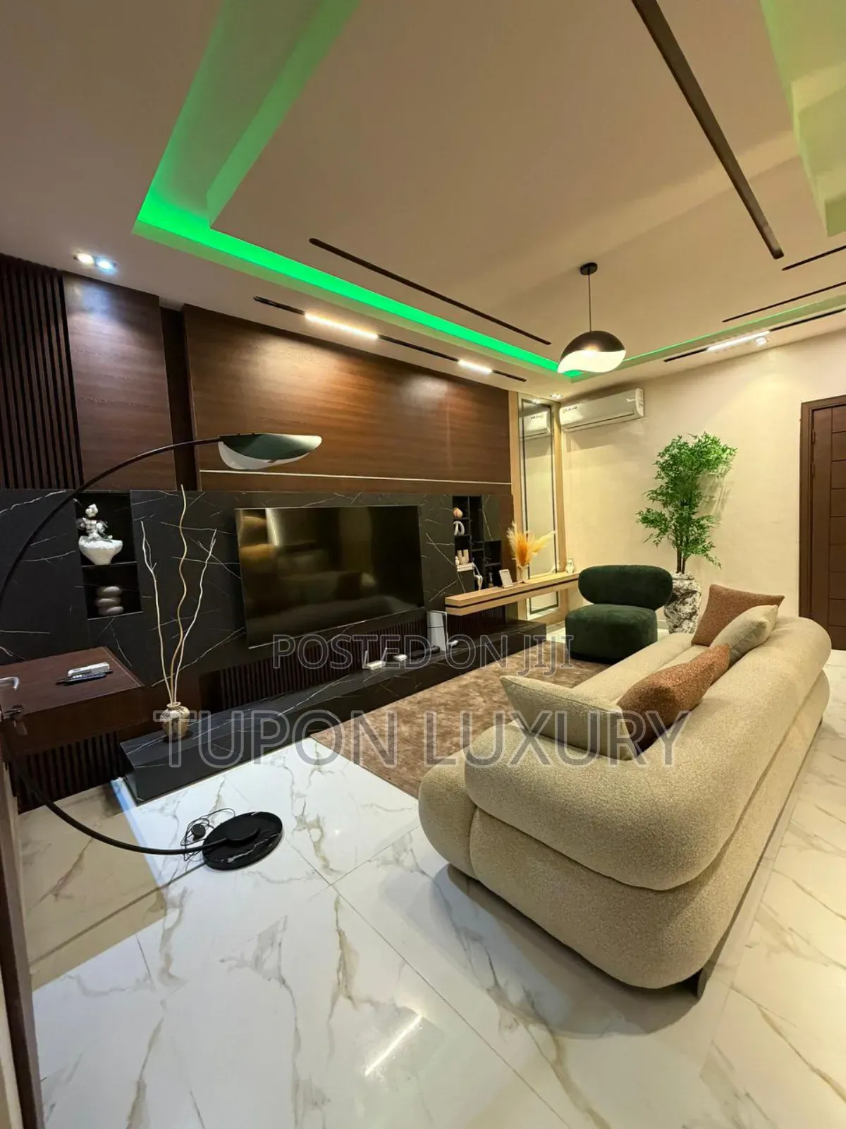 Beautiful and Luxury Studio With Ps5, Balcony, Work Space Bathtub
