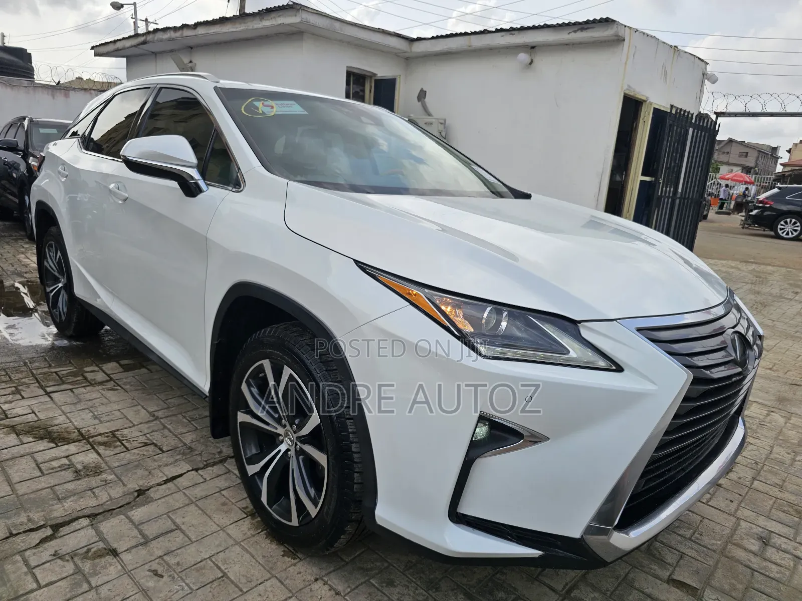 Lexus RX 350 AWD 2017 White