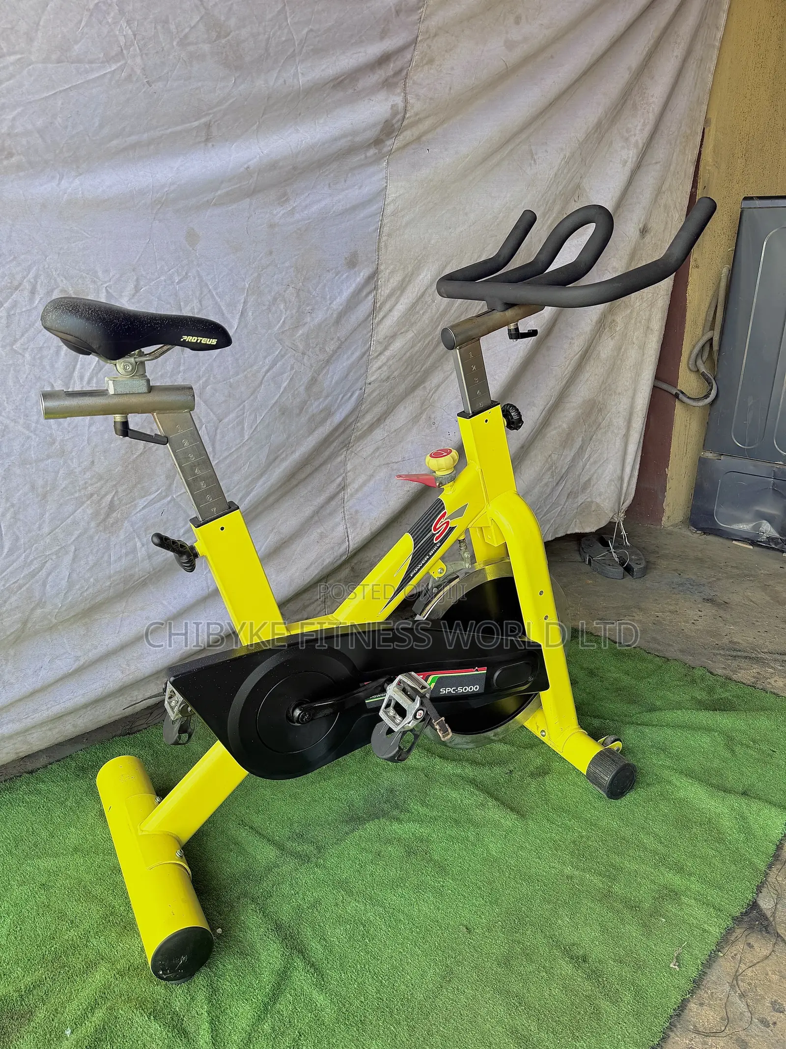 Proteus Commercial Spin Bike