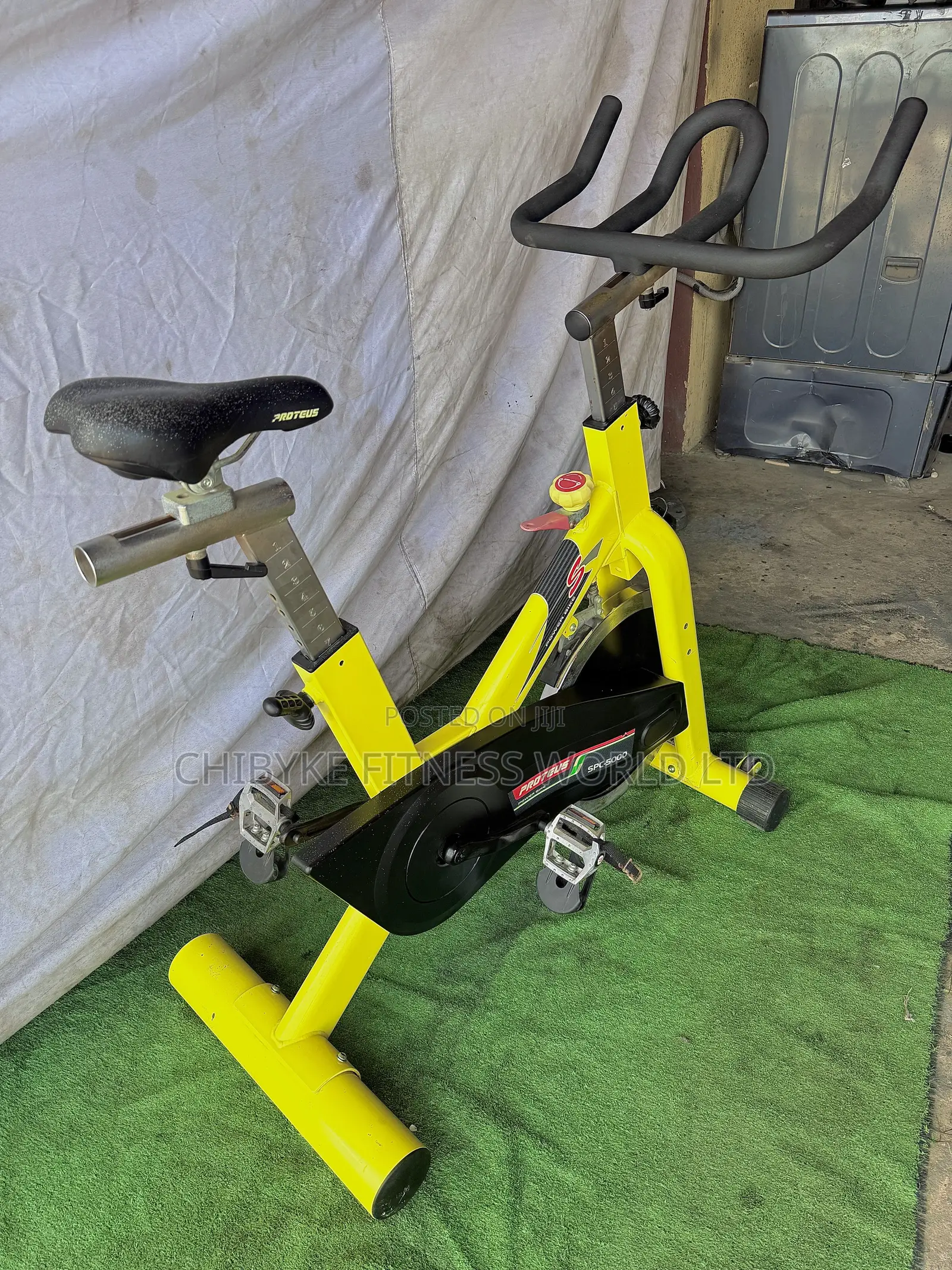 Proteus Commercial Spin Bike