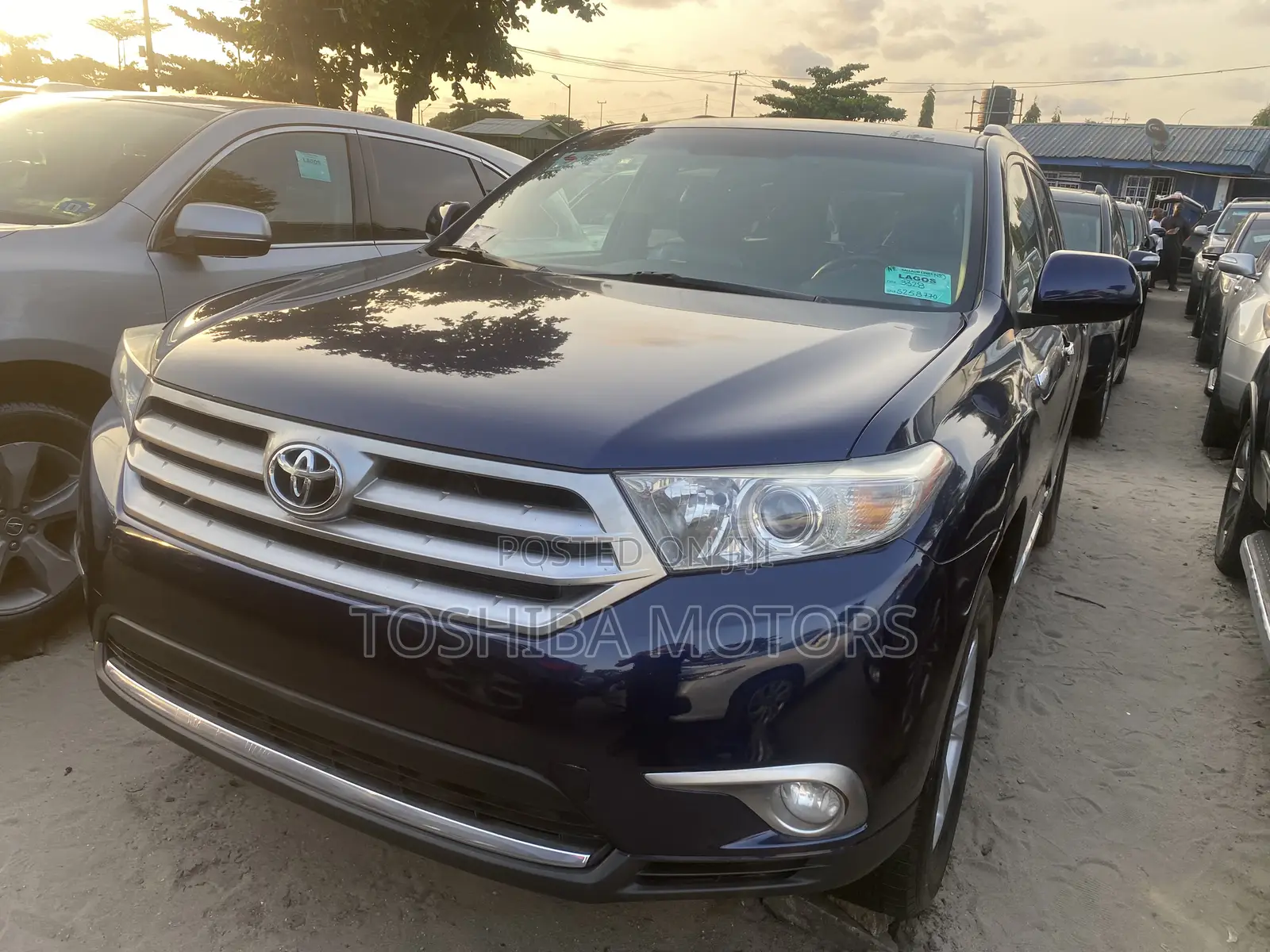 Toyota Highlander Limited 3.5L 2WD 2013 Blue