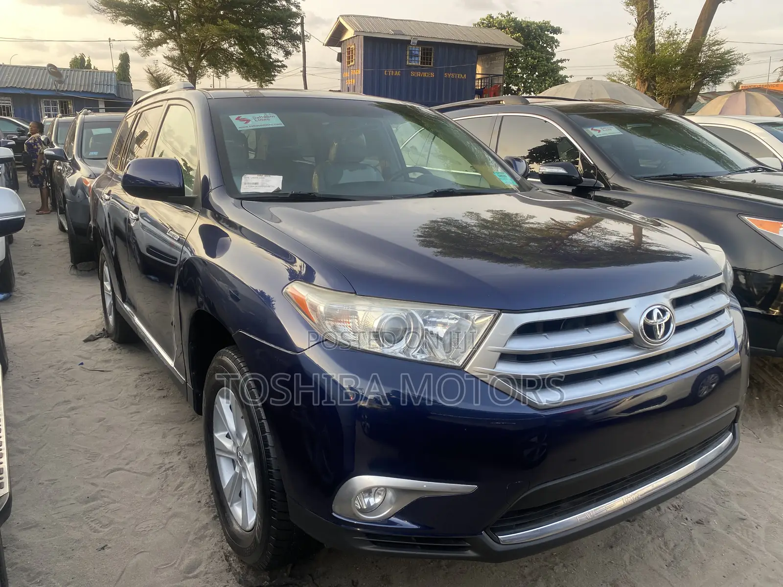Toyota Highlander Limited 3.5L 2WD 2013 Blue