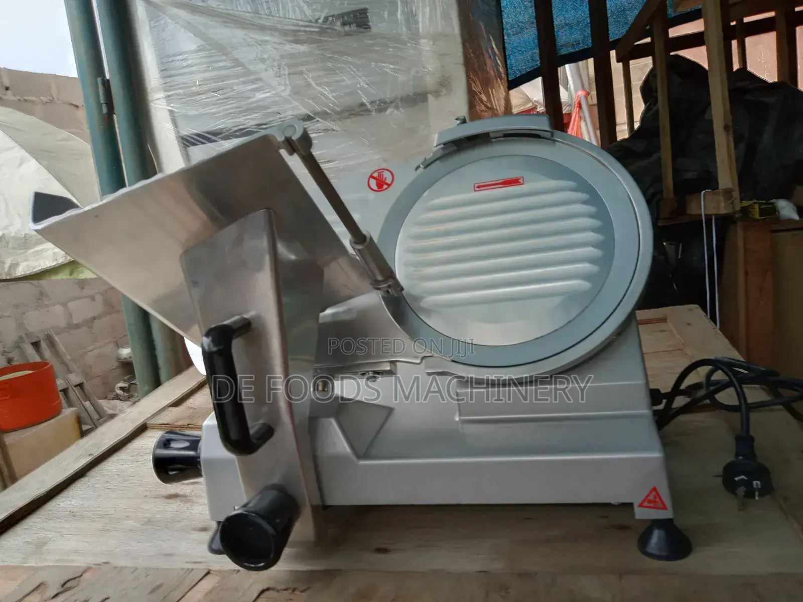 Commercial Meat Slicer