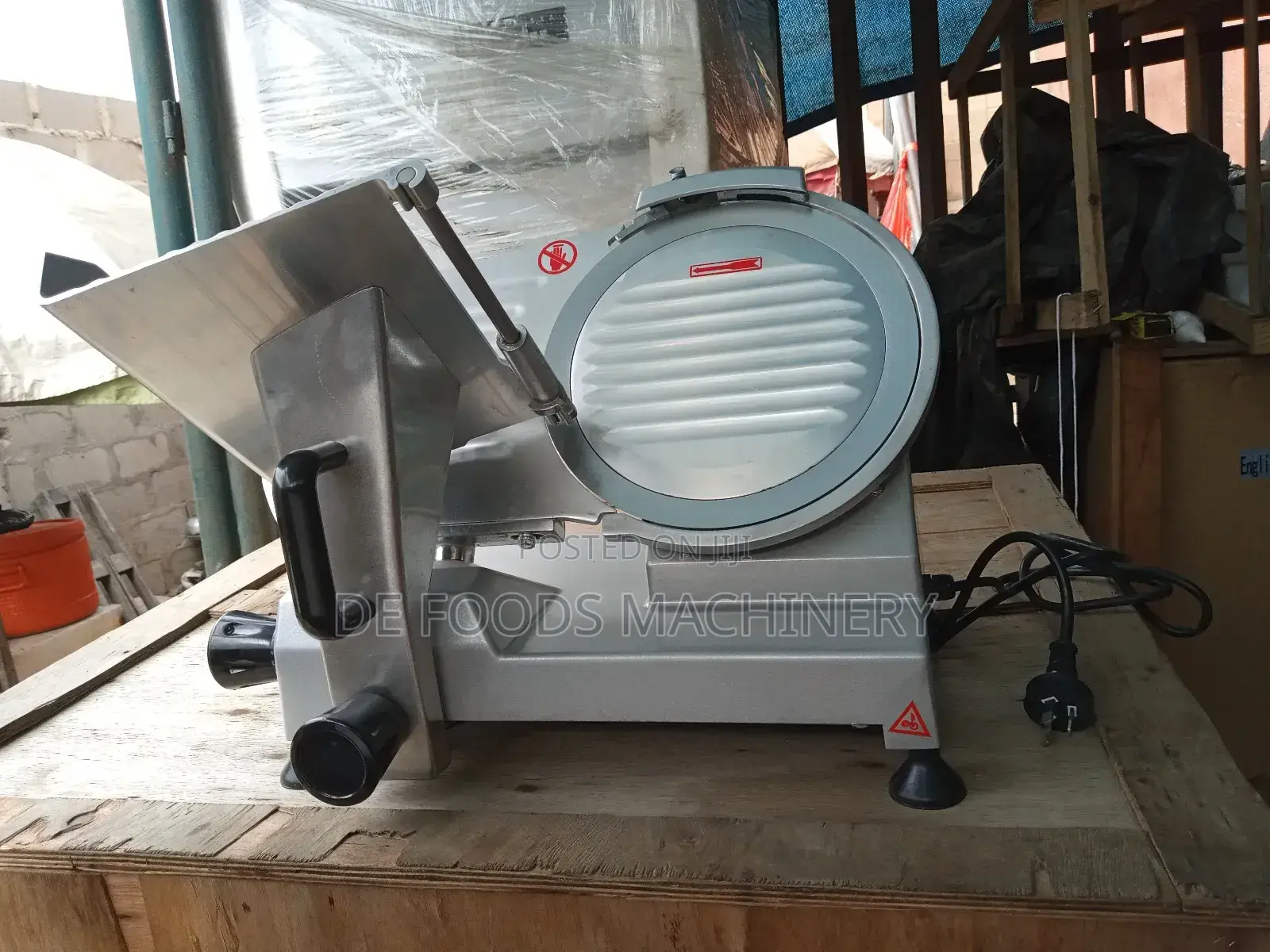 Commercial Meat Slicer
