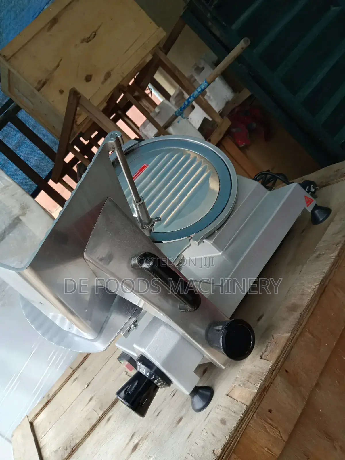 Commercial Meat Slicer