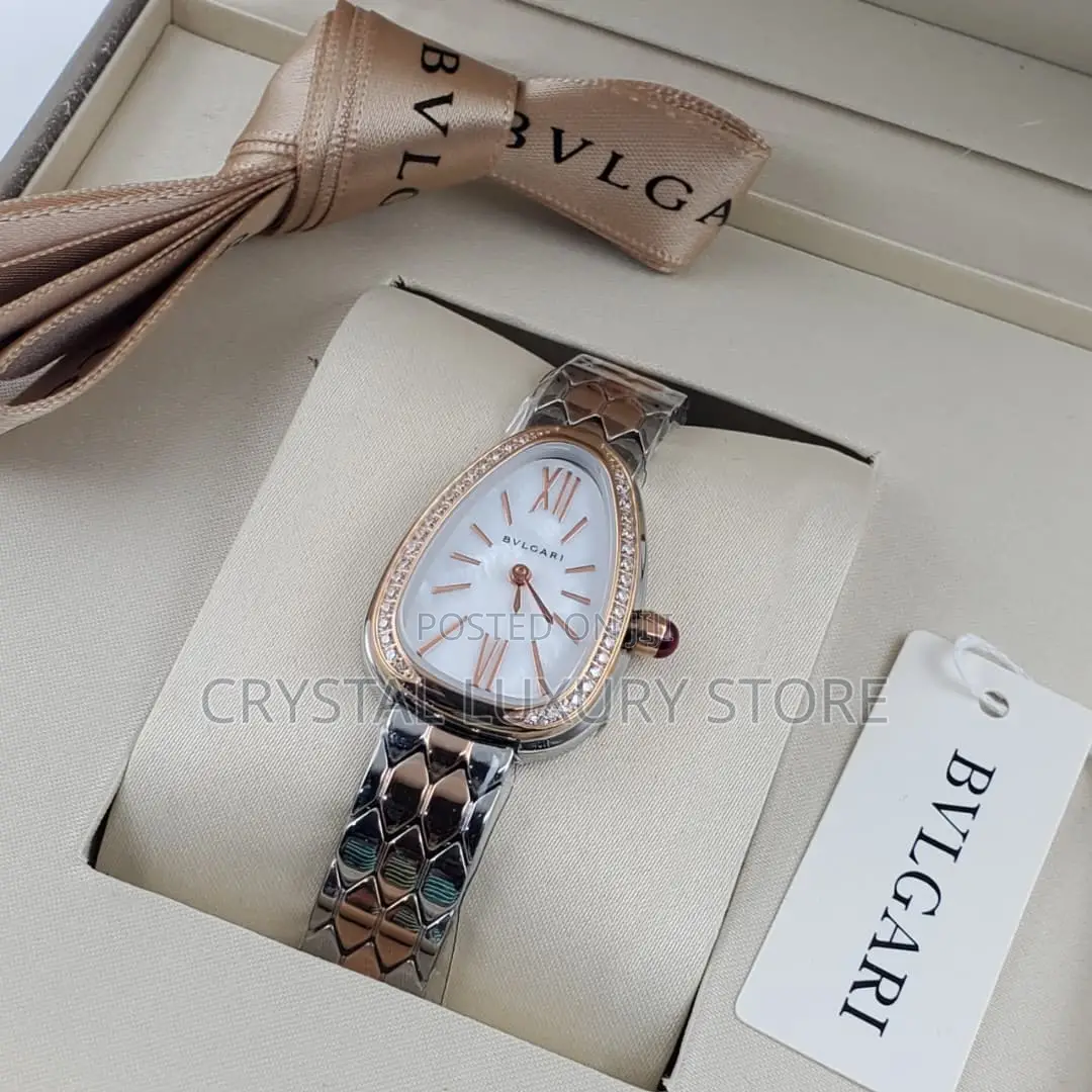 Bvlgari Quality Luxury Ladies Chain Strap Wristwatch