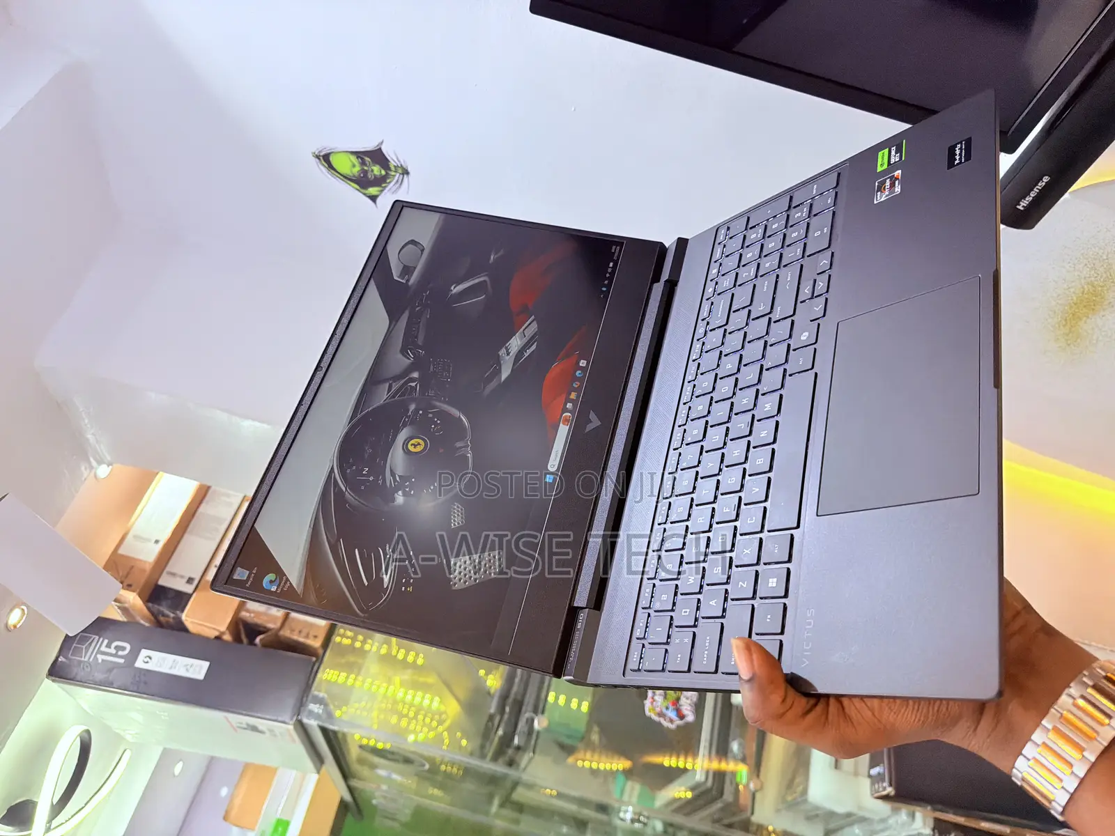 New Laptop HP Victus 15 16GB AMD Ryzen 7 SSD 512GB