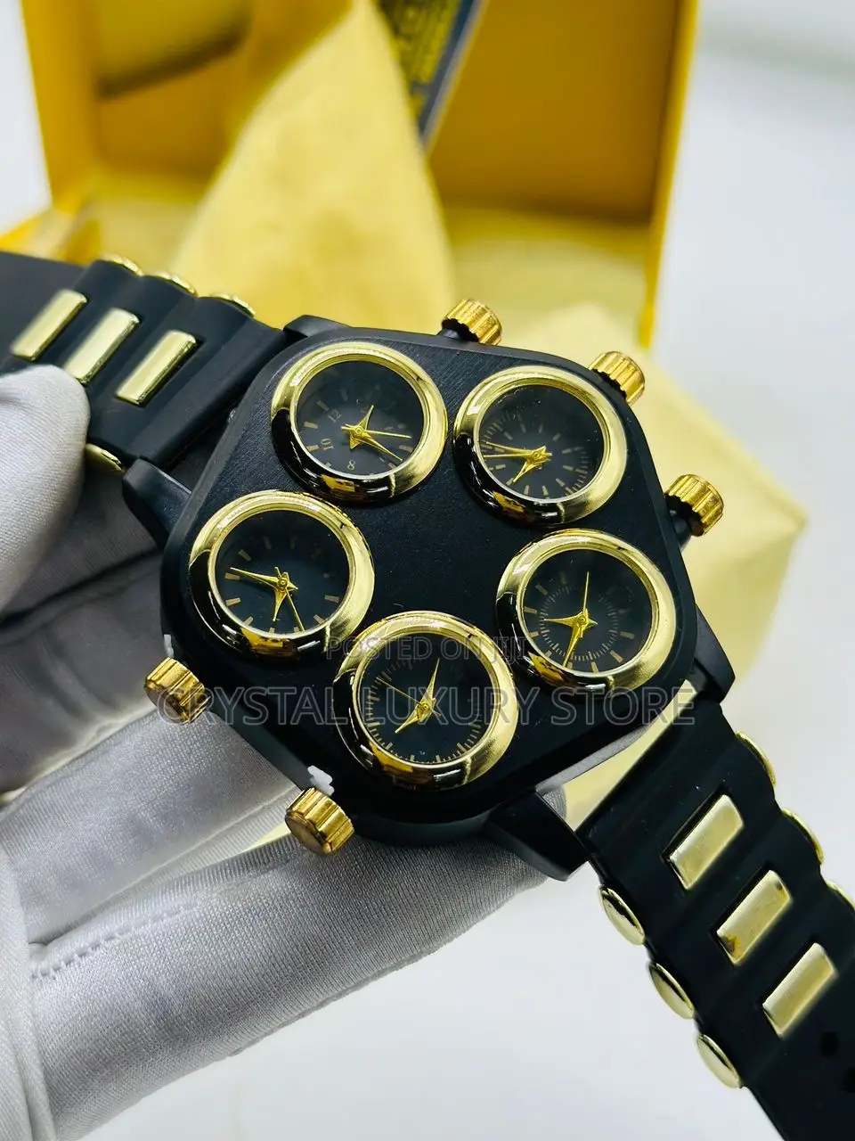 Invicta Quality Luxury Men Chain Strap Wristwatch