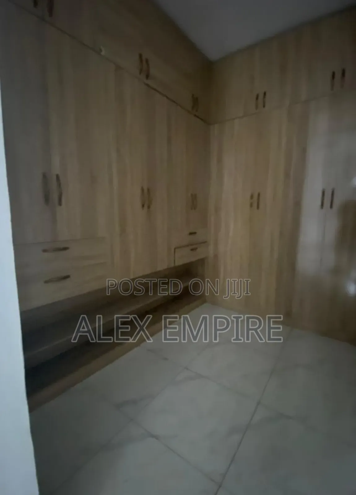 5bdrm Duplex in Ago Palace for sale