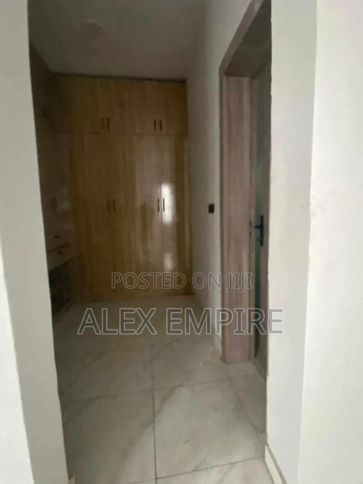 5bdrm Duplex in Ago Palace for sale