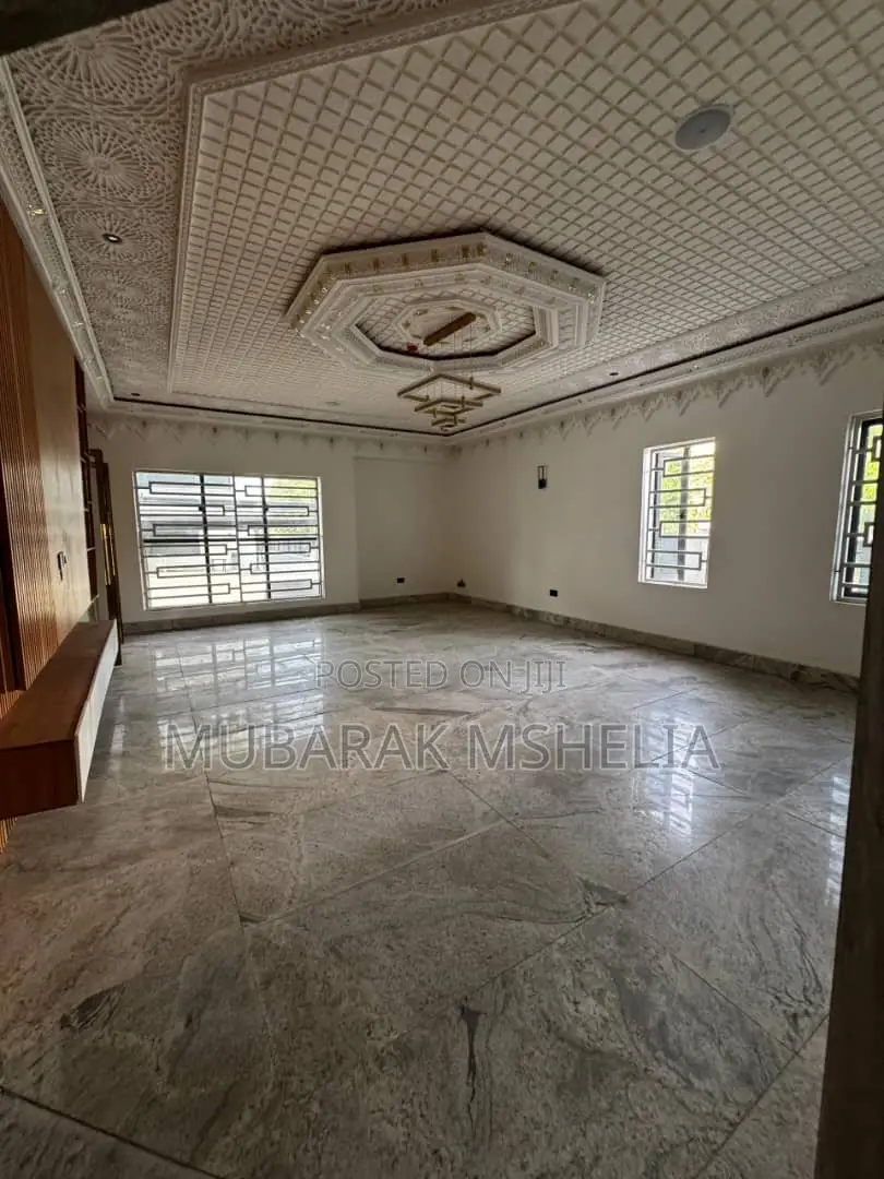 6bdrm Duplex in Katampe Extension for sale