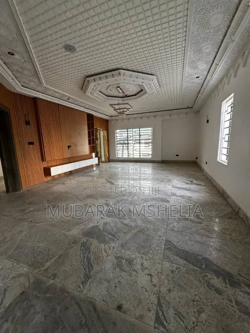 6bdrm Duplex in Katampe Extension for sale