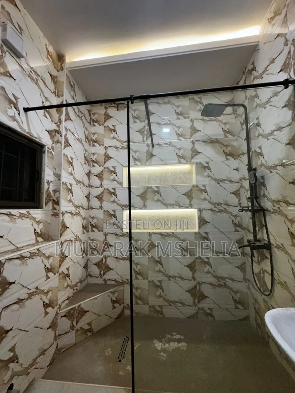 4bdrm Duplex in Jahi for sale