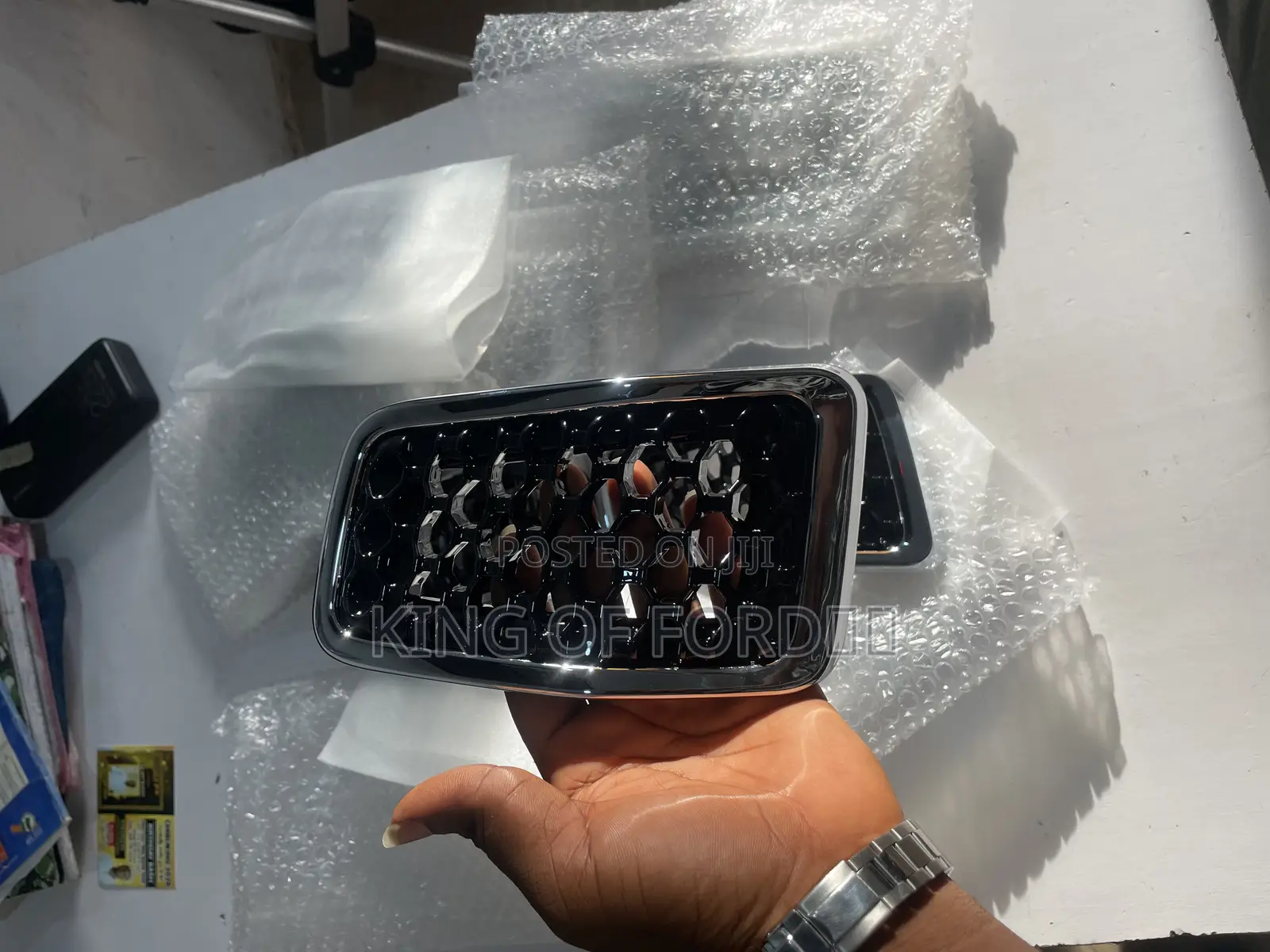 Jeep Cherokee Latitude 2020 Front Grill