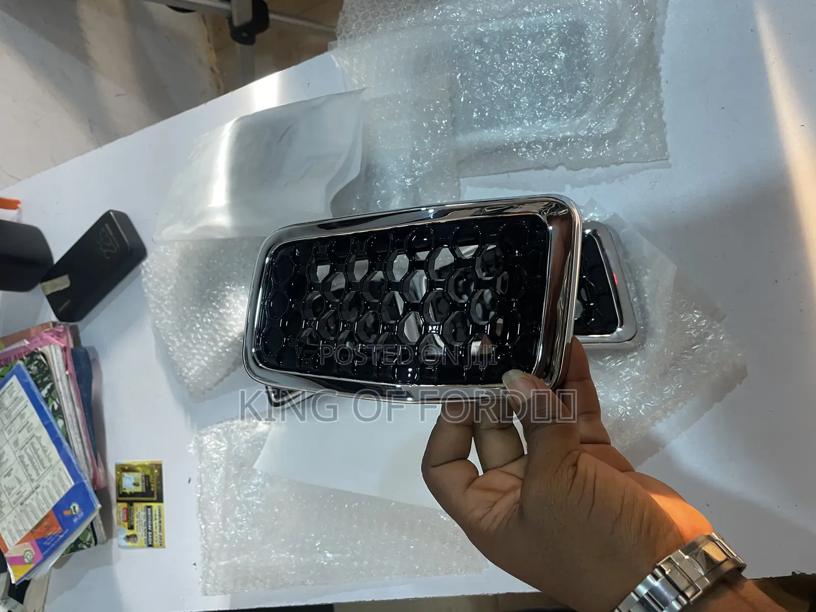 Jeep Cherokee Latitude 2020 Front Grill