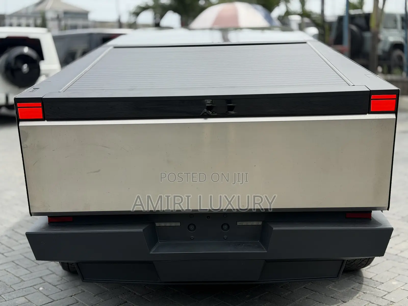 Tesla Cybertruck Cyberbeast AWD 2025