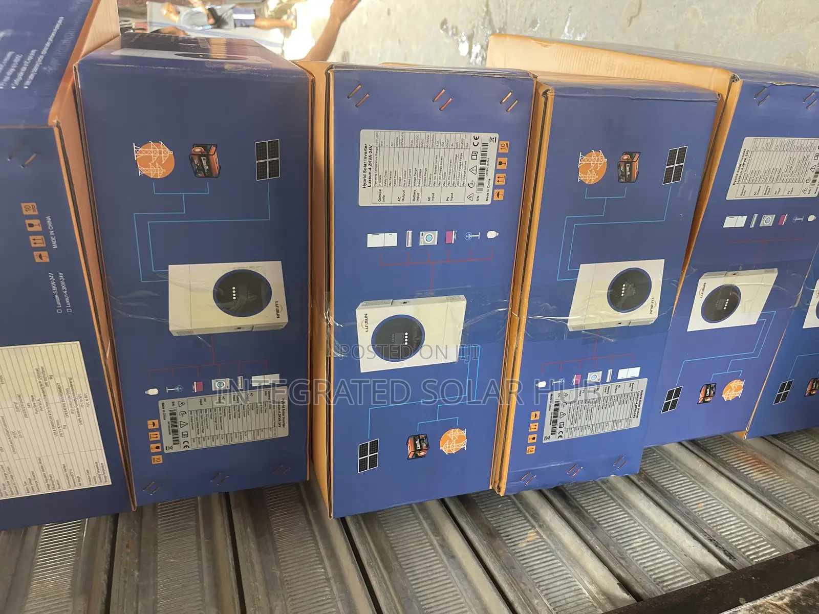 Luxsun 4.2kva 24v Hybrid Inverter