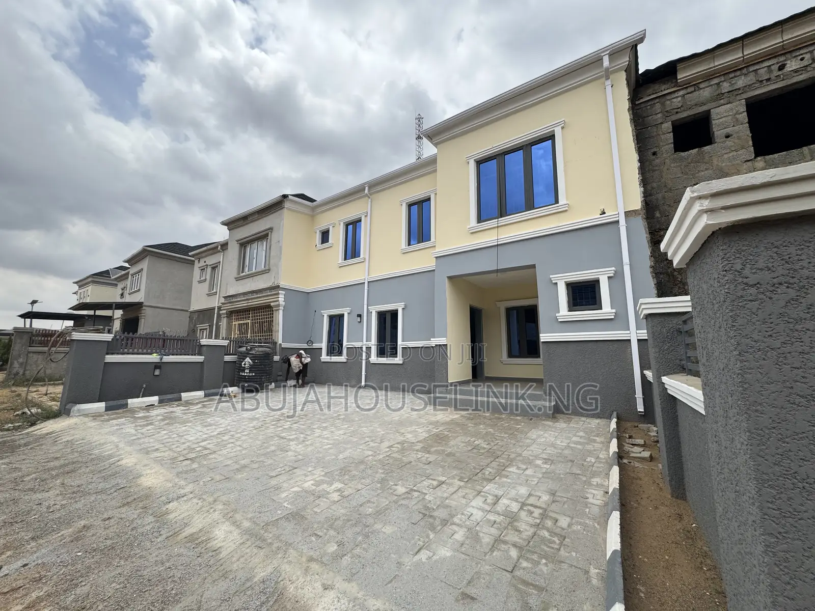 4bdrm Townhouse/Terrace in Idu By Nizamiya for sale