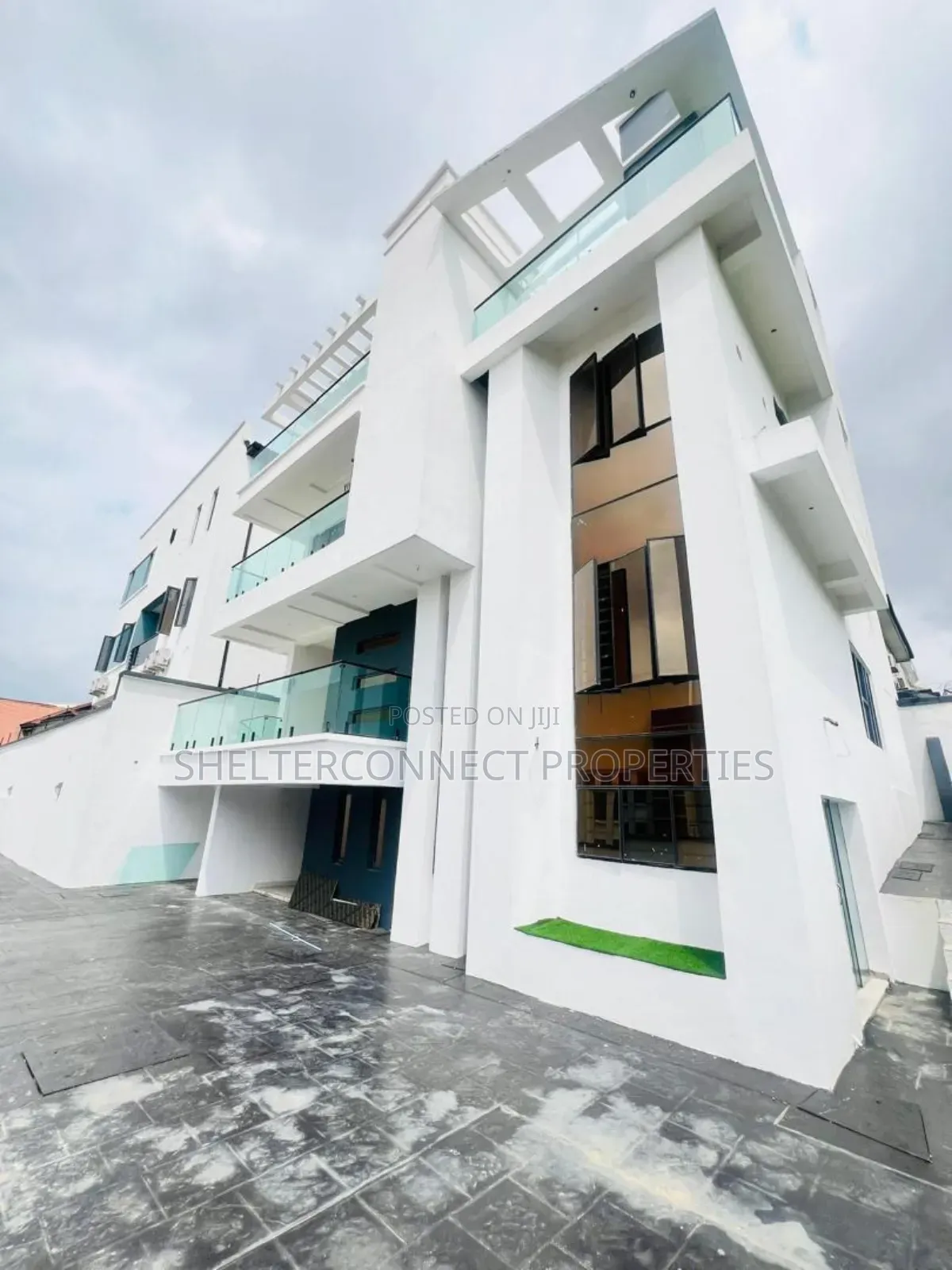 5bdrm Duplex in GRA Phase 1 for sale