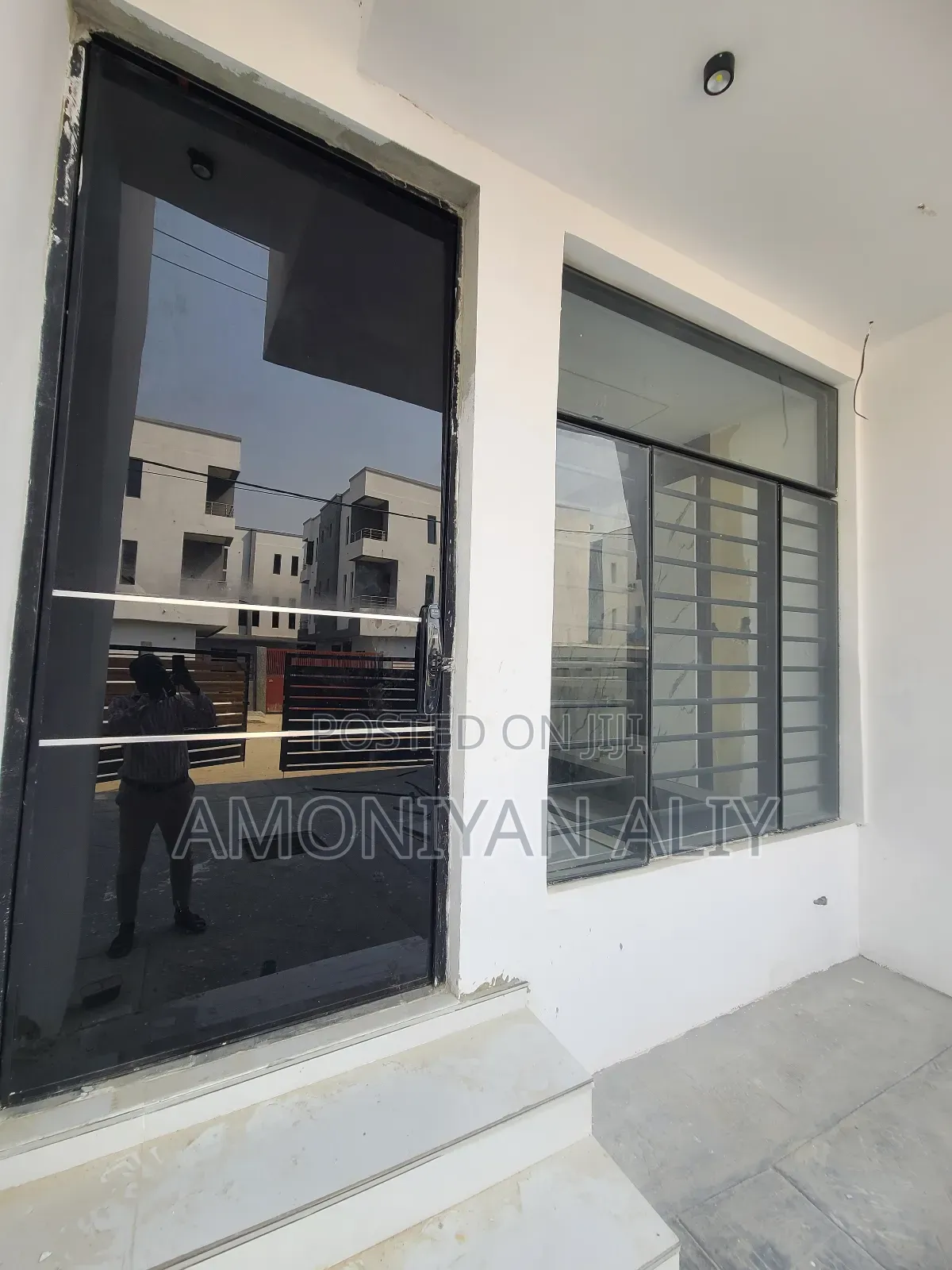 4bdrm Duplex in Ikota Gra Extension for sale