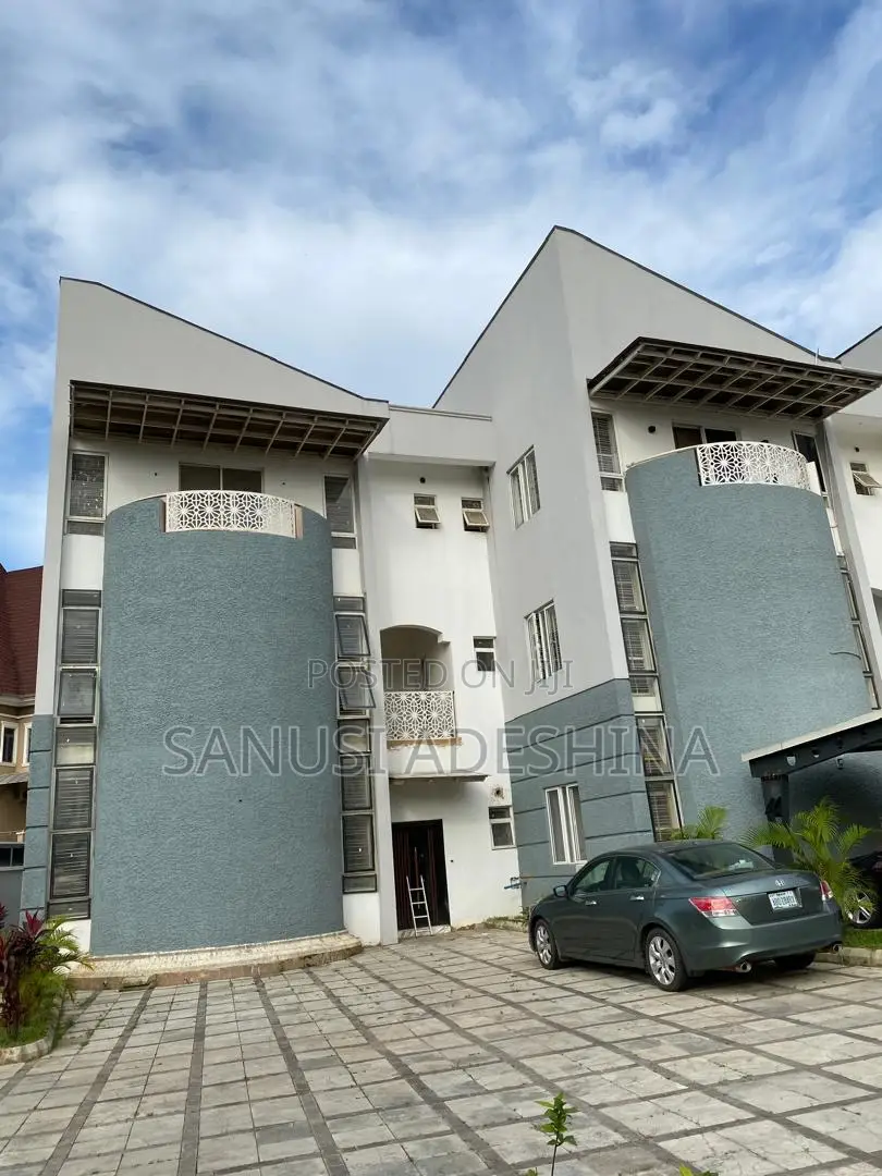 4bdrm Duplex in Katampe Extension At for rent