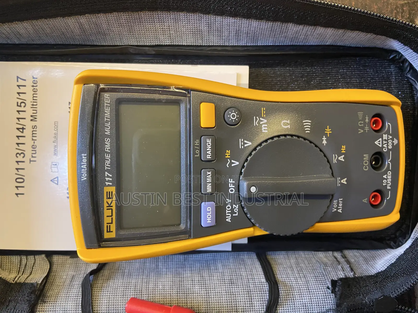 Fluke 117 Digital Multimeter