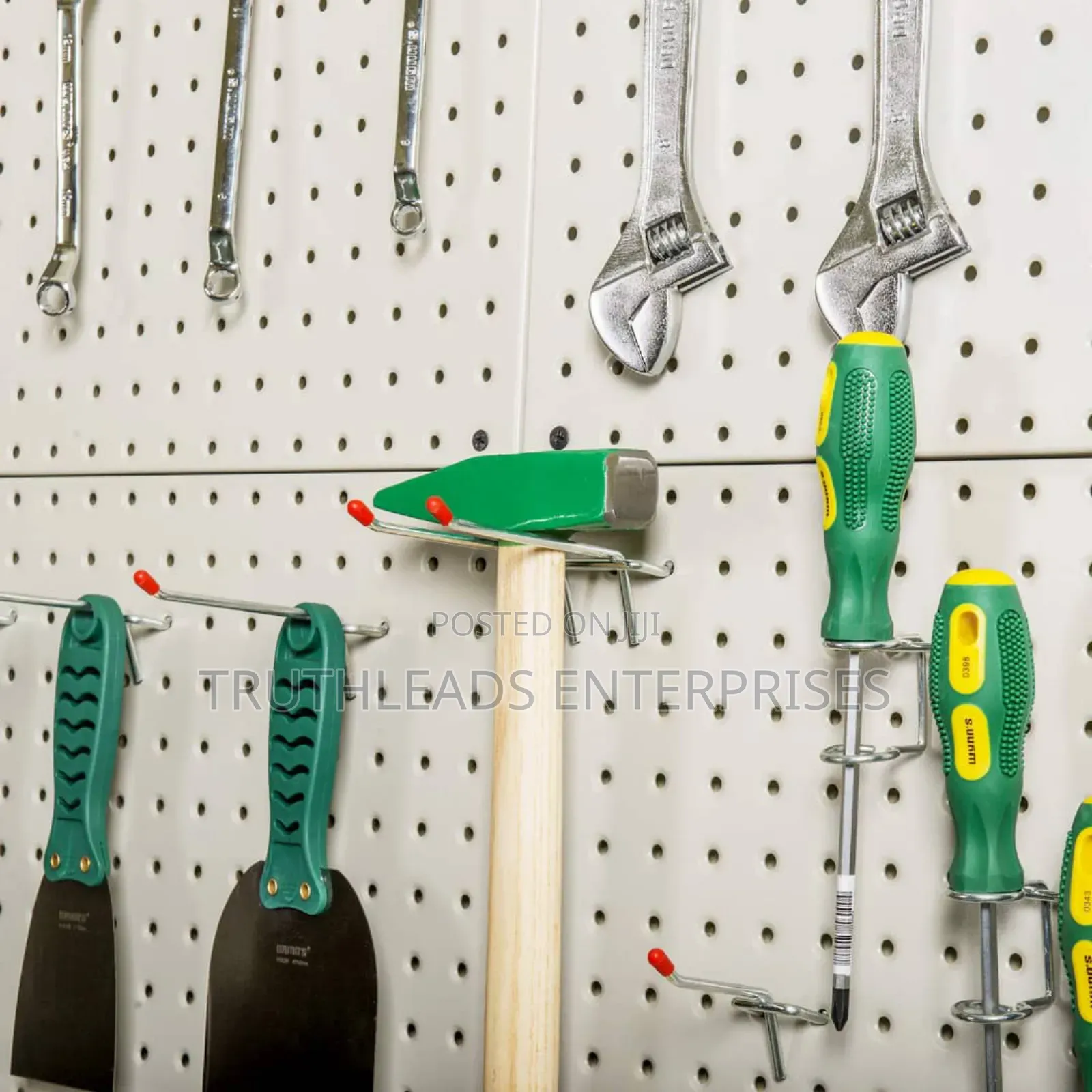 High Quality Imported Metal Hanging Pegboard