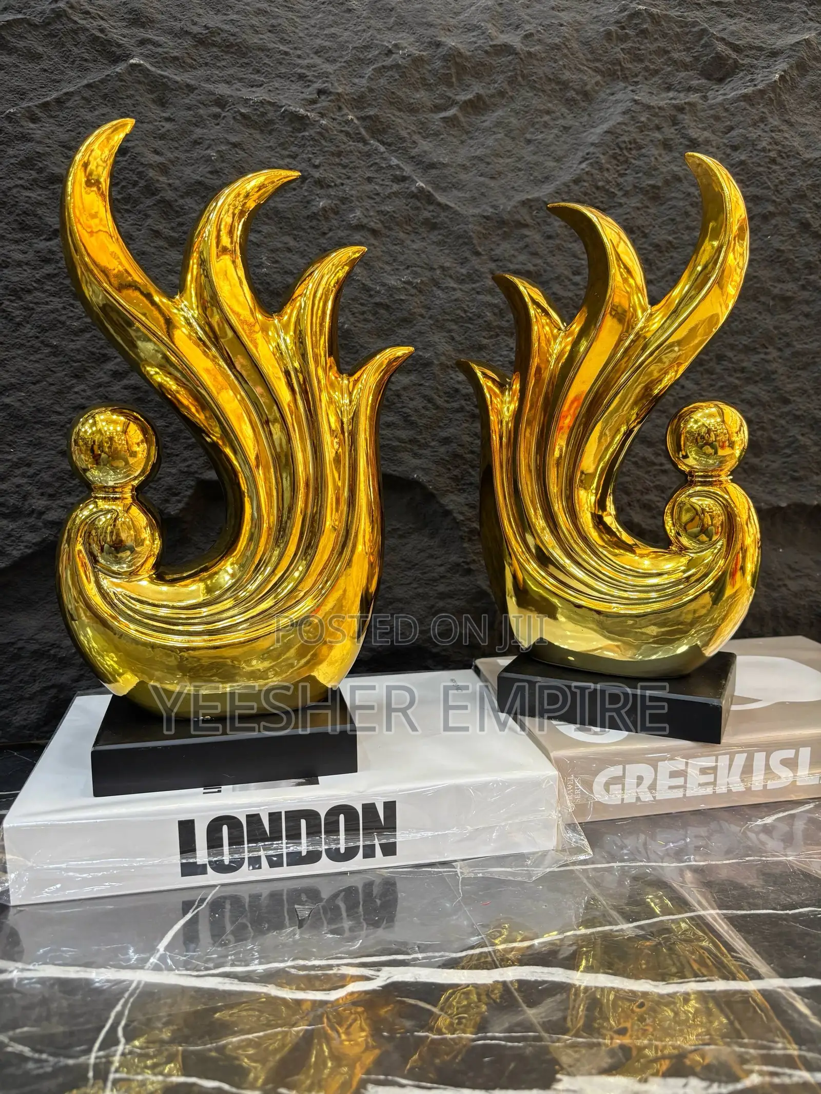 Gold Swirl Home Decor Ornament