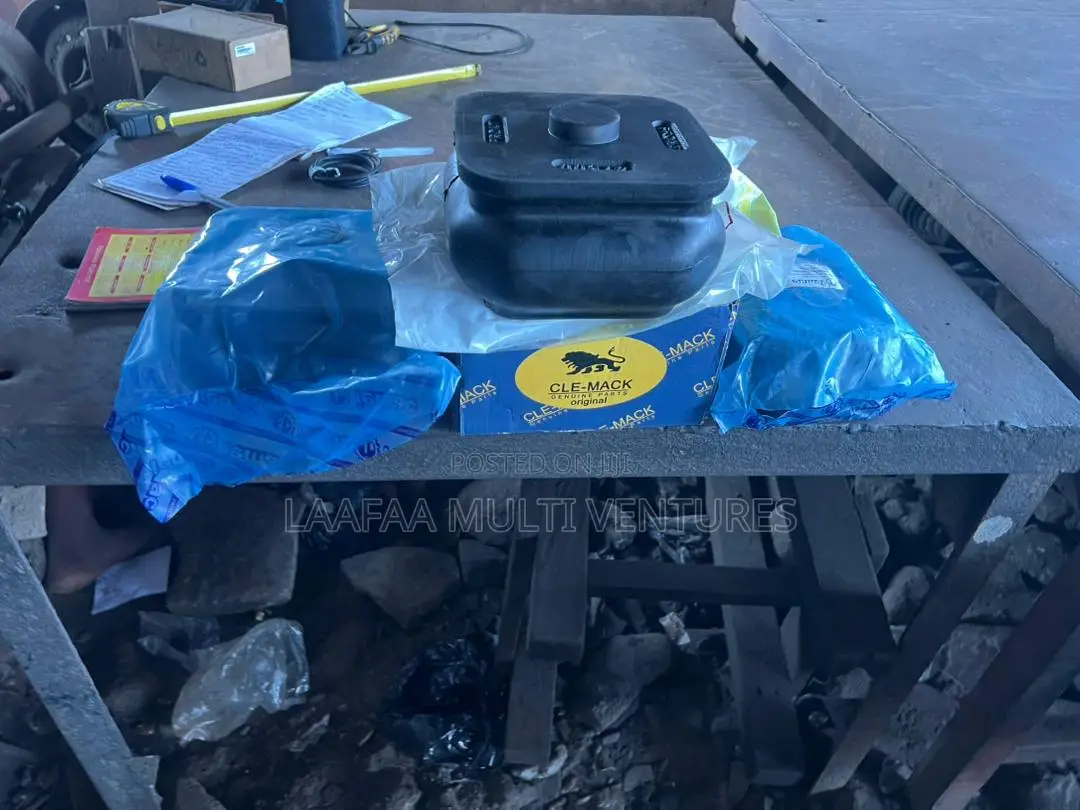 Mack Damber Rubber