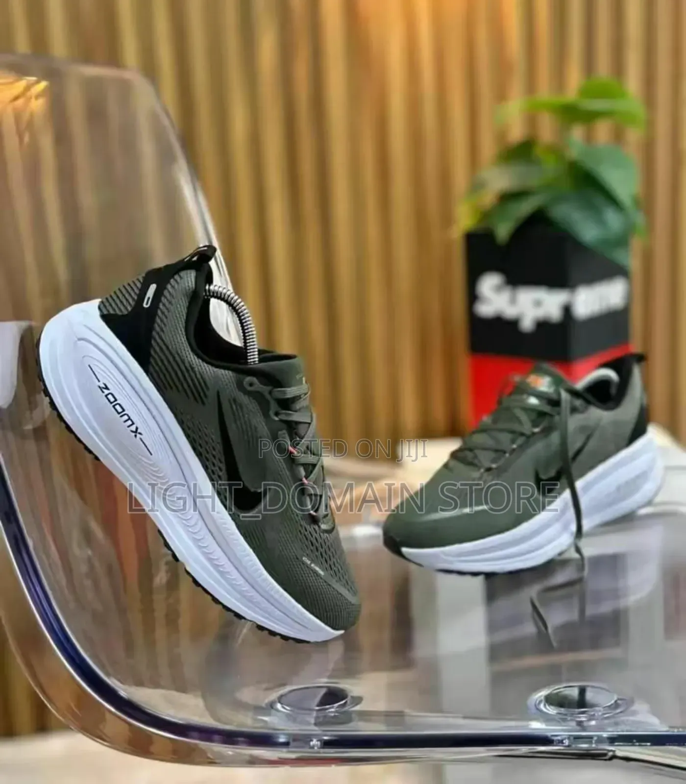 Quality Zoomx Sneakers