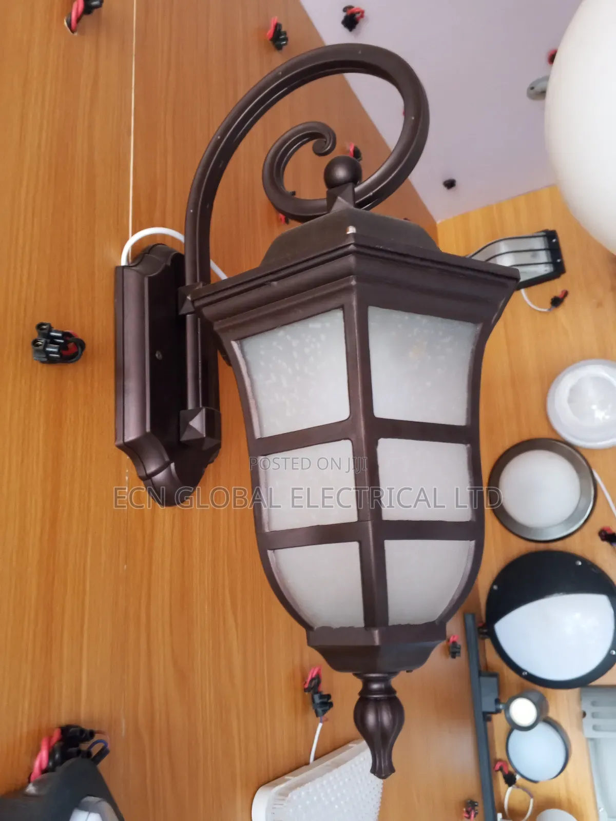 Vintage Outdoor Wall Light – Rustic Gooseneck Aluminum Lamp