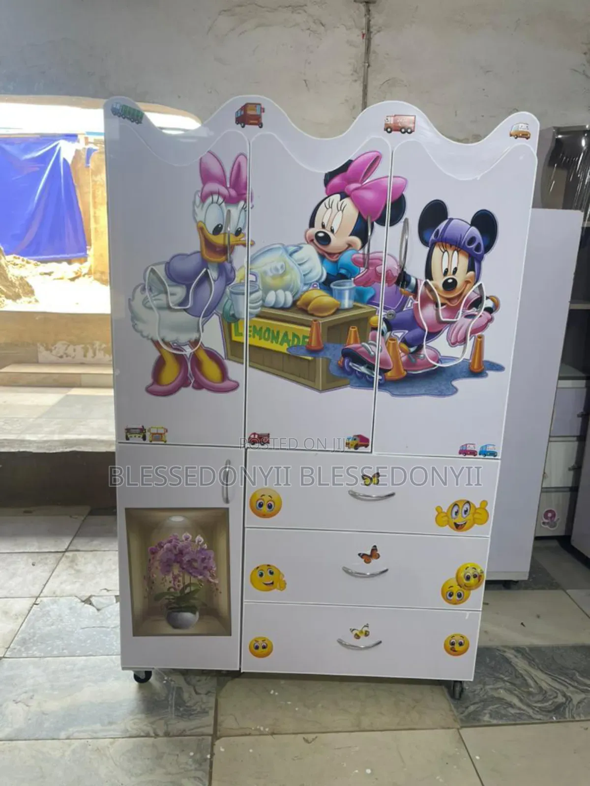 Wardrobe For Ladies And Children