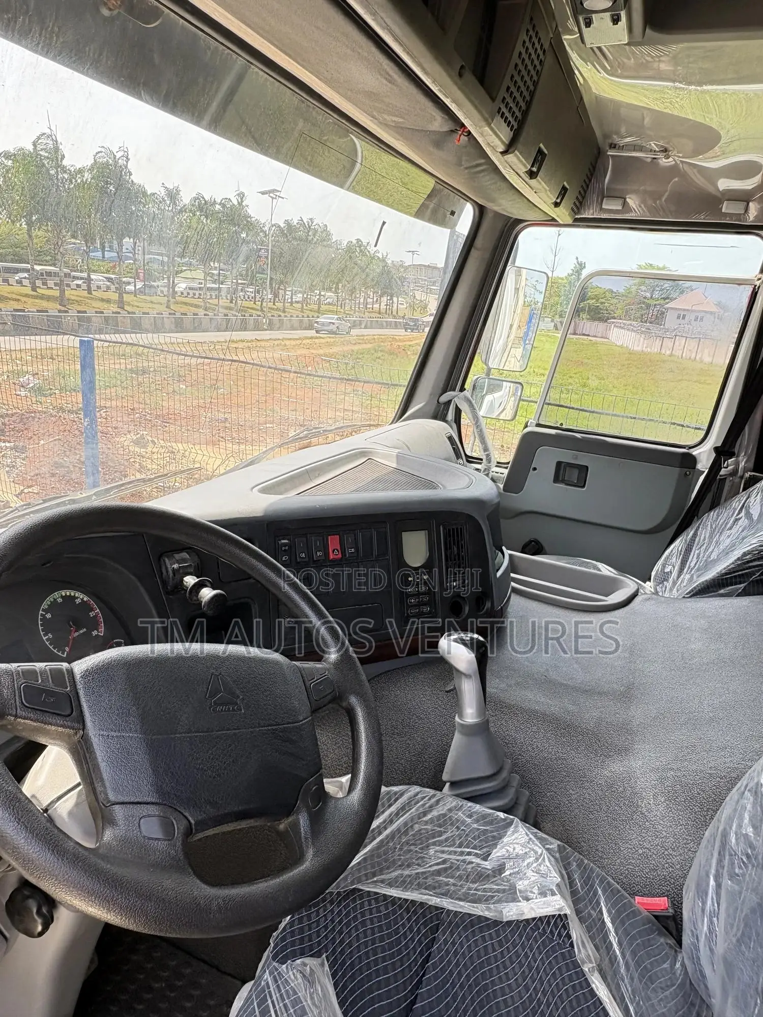 Howo 10 Tyres Truck 2020 White