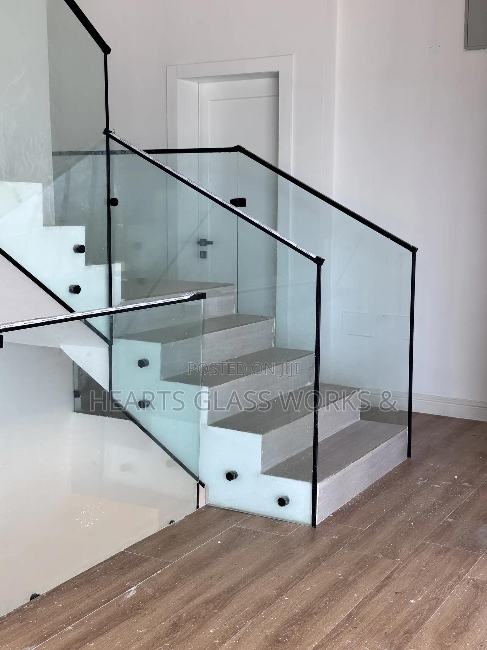 Stand-Off Pin Rail Installation Wi