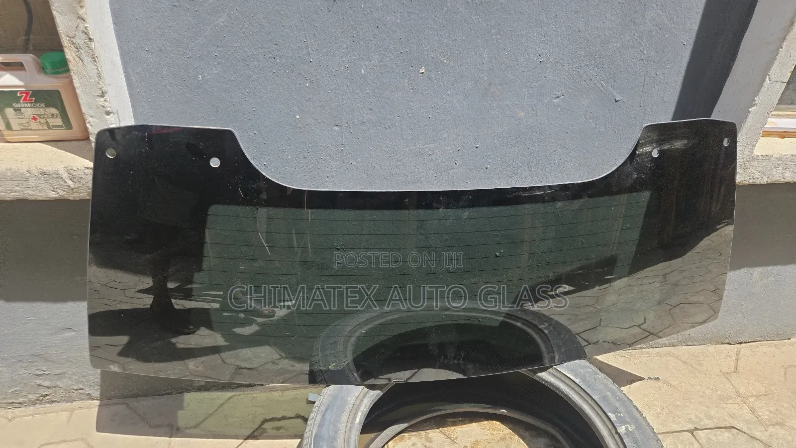 2024/2025 Escalade Jeep Back Windscreen Glass Available Installed