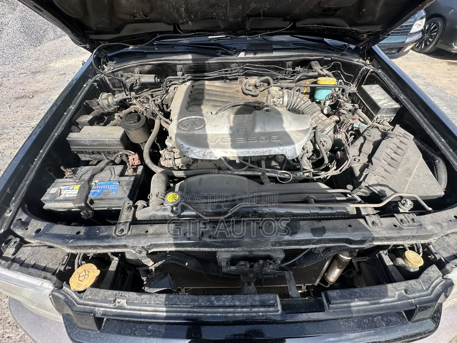 Infiniti QX4 2003 Black