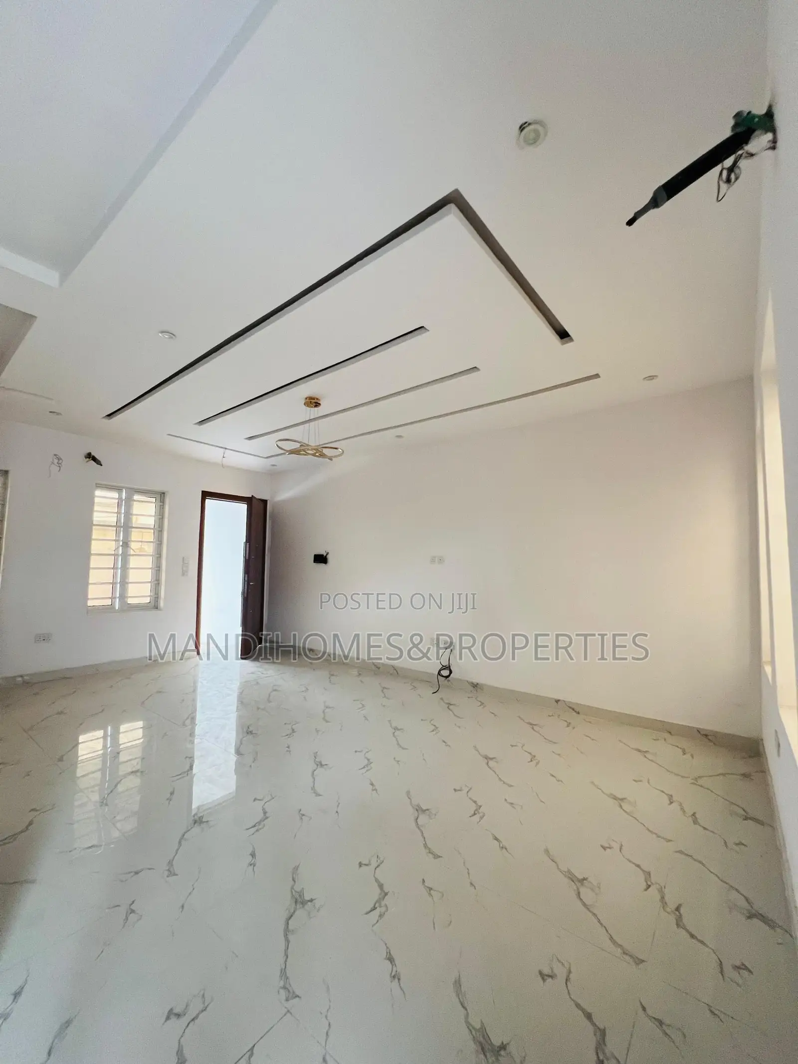 3bdrm Townhouse/Terrace in Ajah for sale