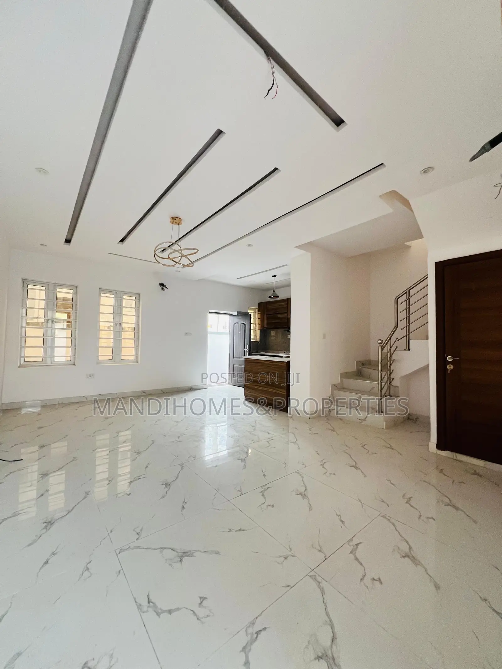 3bdrm Townhouse/Terrace in Ajah for sale
