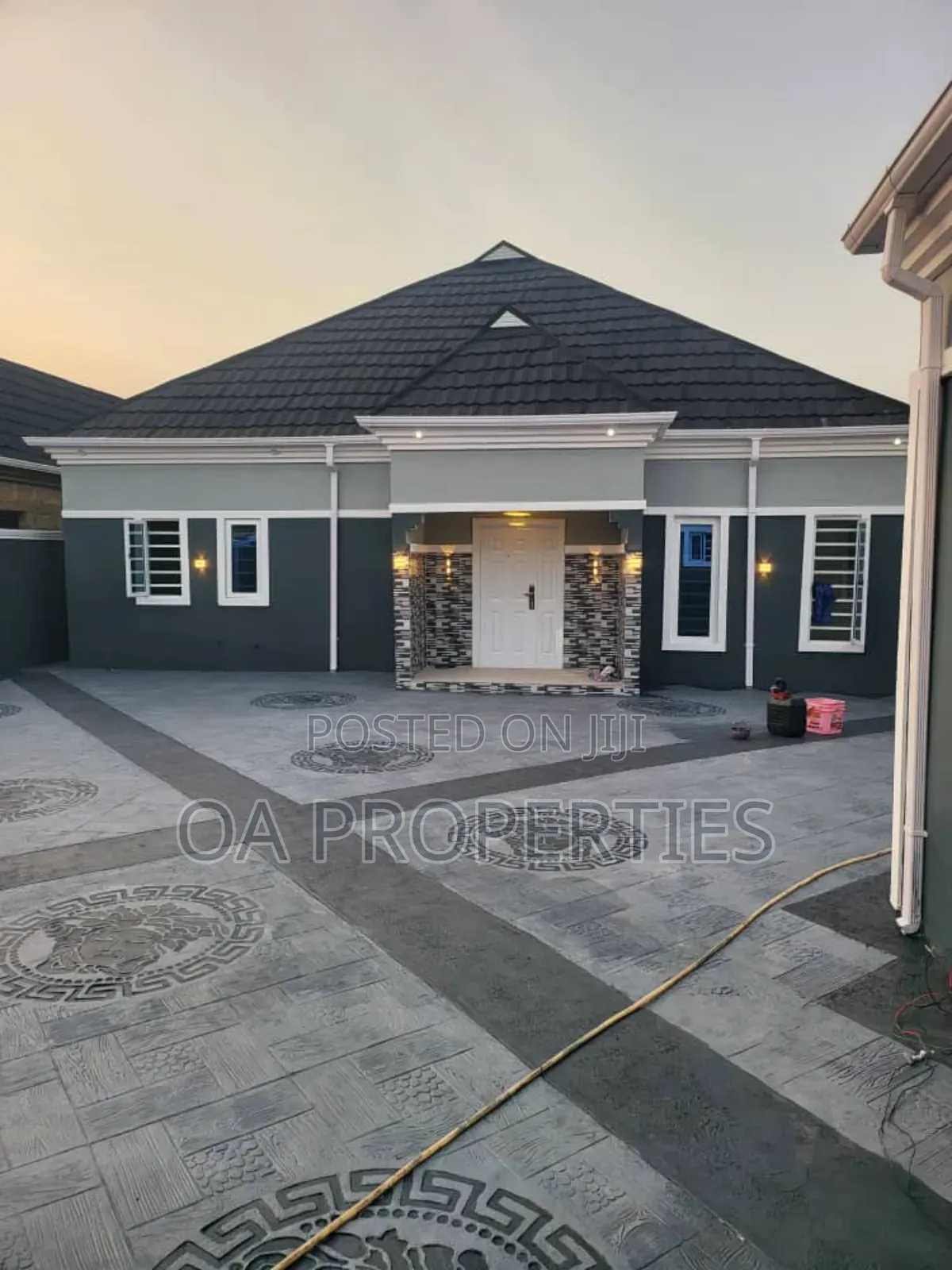 3bdrm Bungalow in Success Estate, for sale