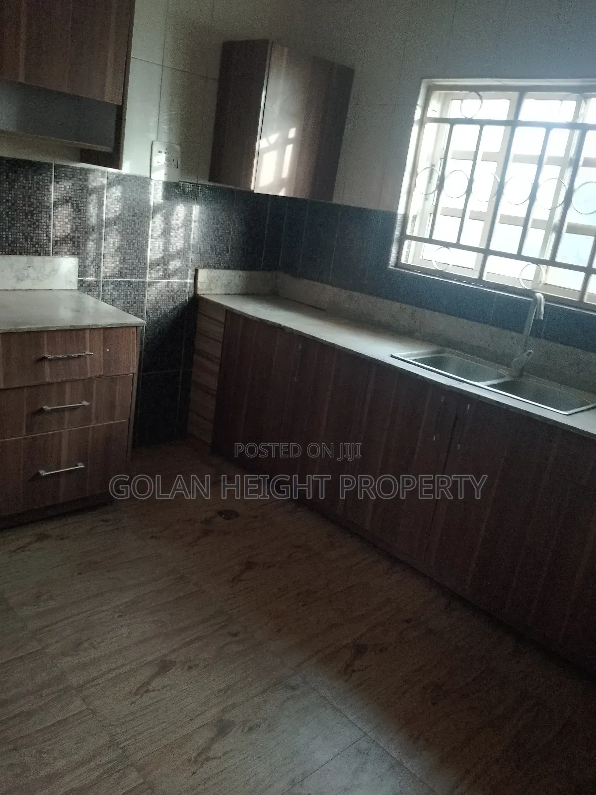 3bdrm Chalet in Gwarinpa Estate, Life Camp for rent