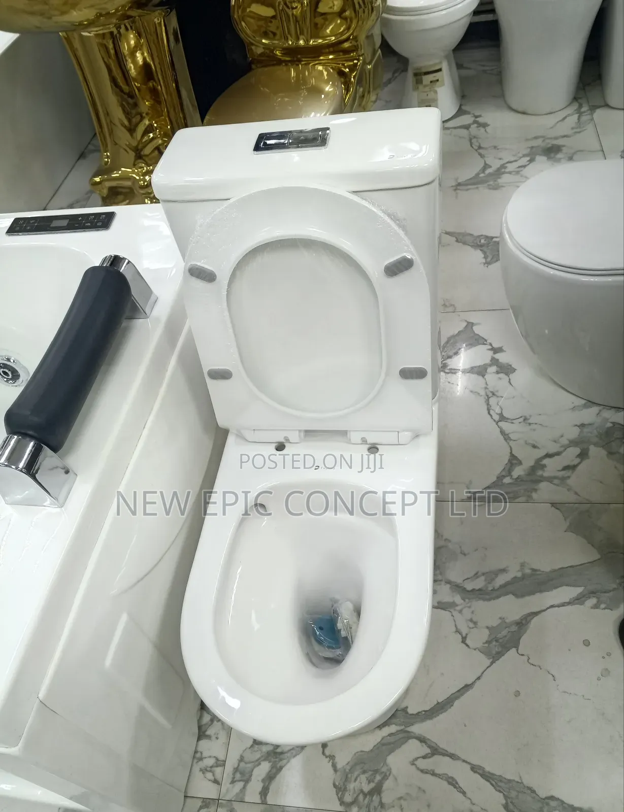 England Twyford Toilet Seat With Wash Hand Basin